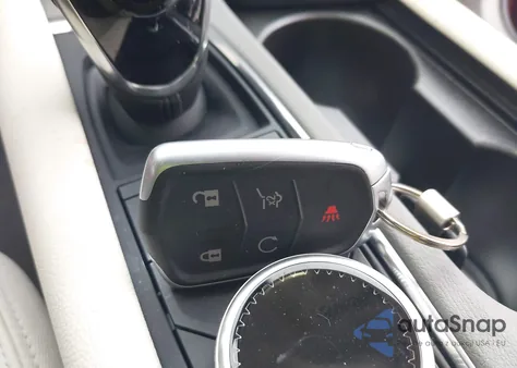 2025 Cadillac Xt6 Premium Luxury z USA, uszkodzony, nr VIN 1GYKPCRS3SZ133483